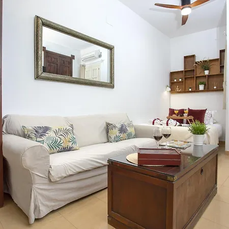 -malagasunapts- Cabello Centre