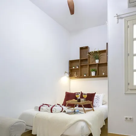 -malagasunapts- Cabello Centre شقة