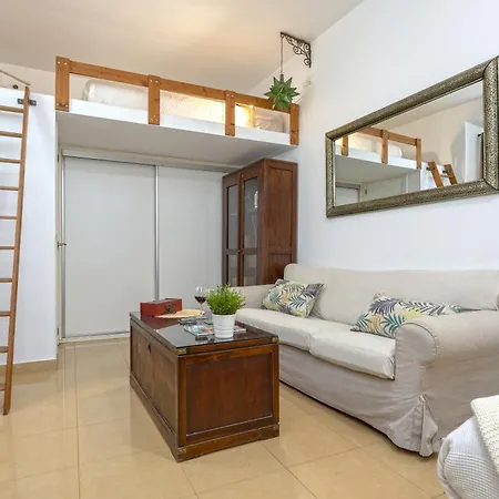 -malagasunapts- Cabello Centre * Malaga