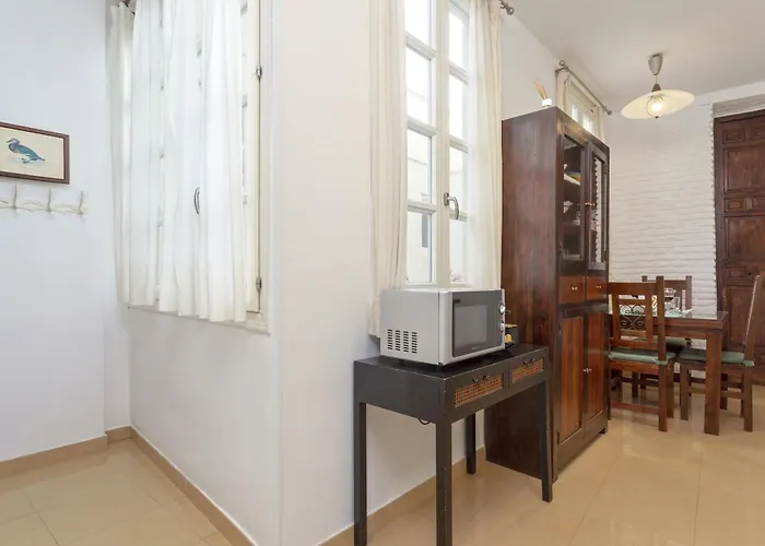شقة -malagasunapts- Cabello Centre مالقة