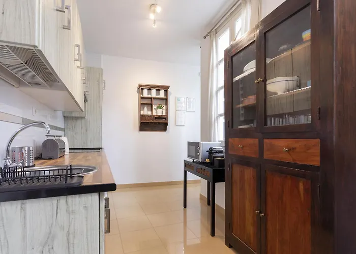 -malagasunapts- Cabello Centre شقة *